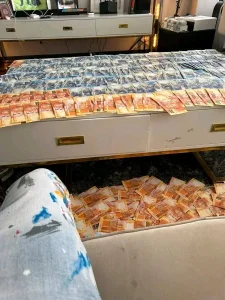 za_ads_134200908_251016_68f13a1f0f46291bc43cec7b